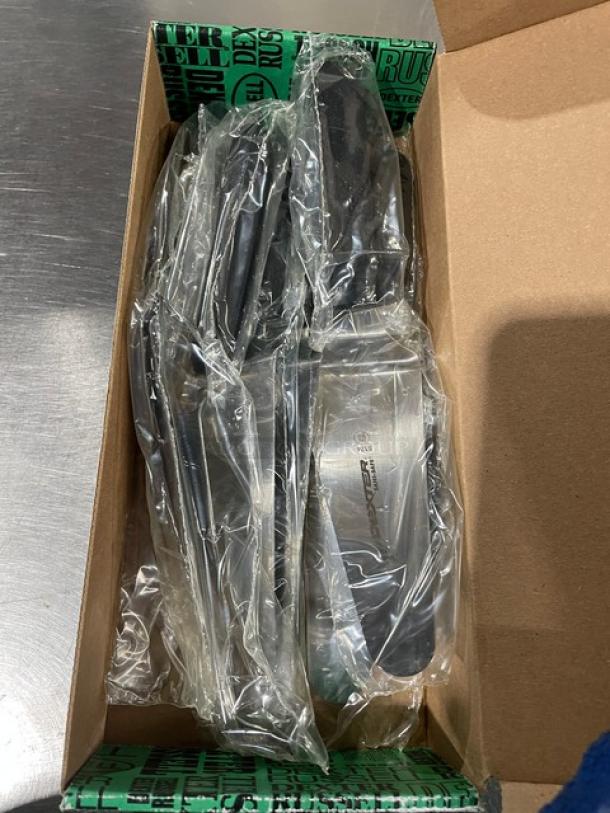 Dexter Russell Sani-Safe S174 pie knife, 4.5" x 2.25", stainless steel, black grip, new in packaging, 6 pieces.