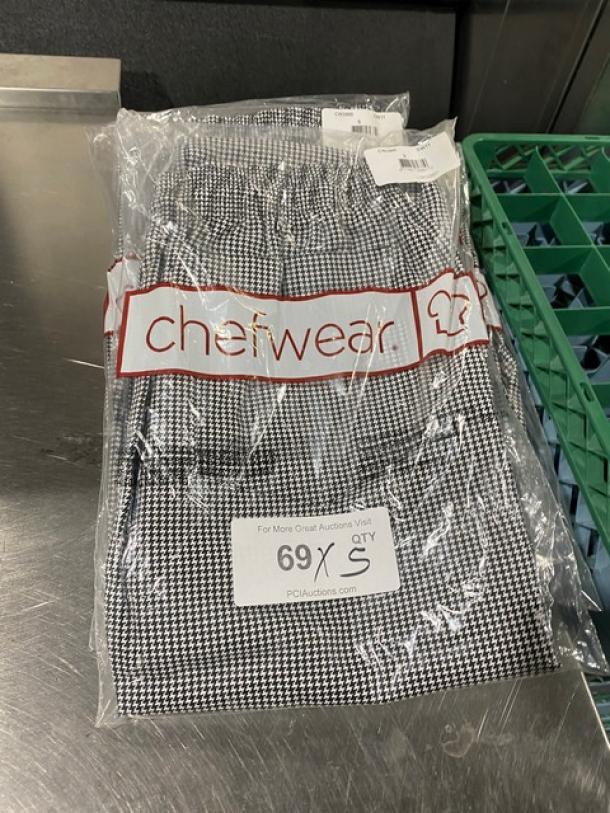 NEW Chefwear Commercial chef pants, model CW3900CW11, black & white, size S, in original packaging.