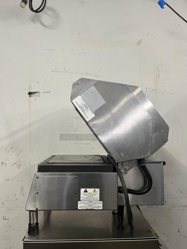 NEMCO 6900-208-GF Panini Press with aluminum grooved and smooth plates, stainless steel, 208v, used condition, visible labels.
