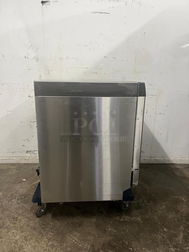 Labconco under-counter dishwasher, stainless steel, used condition, no visible markings, ideal for compact spaces.