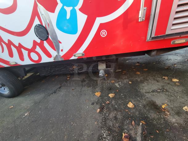 2021 Texino 28-foot food trailer with Wendy's branding. Visible minor exterior damage near bottom edge.