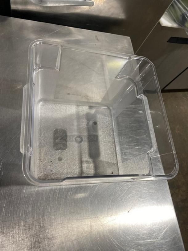 Carlisle 12 Qt. square food storage container, model 1072407, clear polycarbonate, new condition, commercial-grade.
