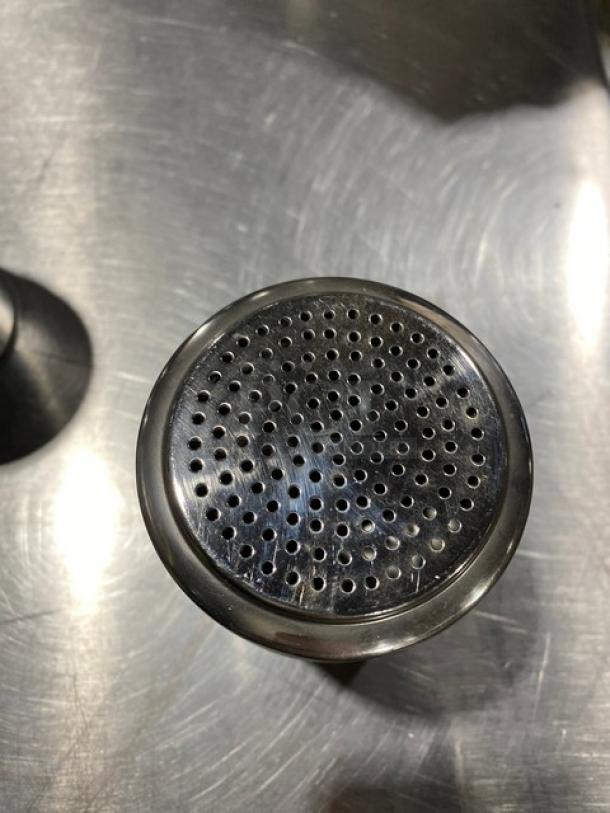 ABC Commercial Stainless Steel Dredge/Shaker, Model SSD12, new condition, 10 oz capacity with perforated lid.