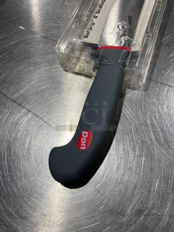 Don Dexsteel Series 6" Scalloped Utility Knife, Model 1141930, new condition, black handle with red "Don" logo.