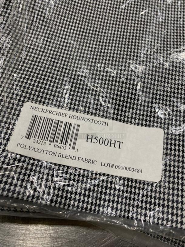 San Jamar H500HT neckerchief, black/white houndstooth, poly/cotton blend, new condition, model label, Lot# 0000000484.
