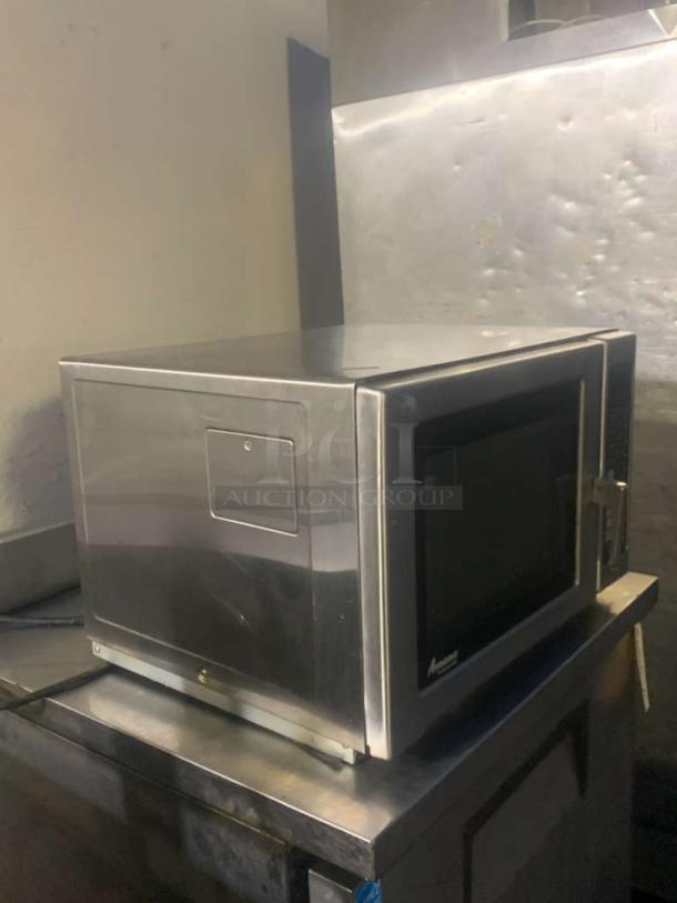 Amana RFS12MPA commercial microwave oven, stainless steel, prime condition, 120V, fully tested and working.