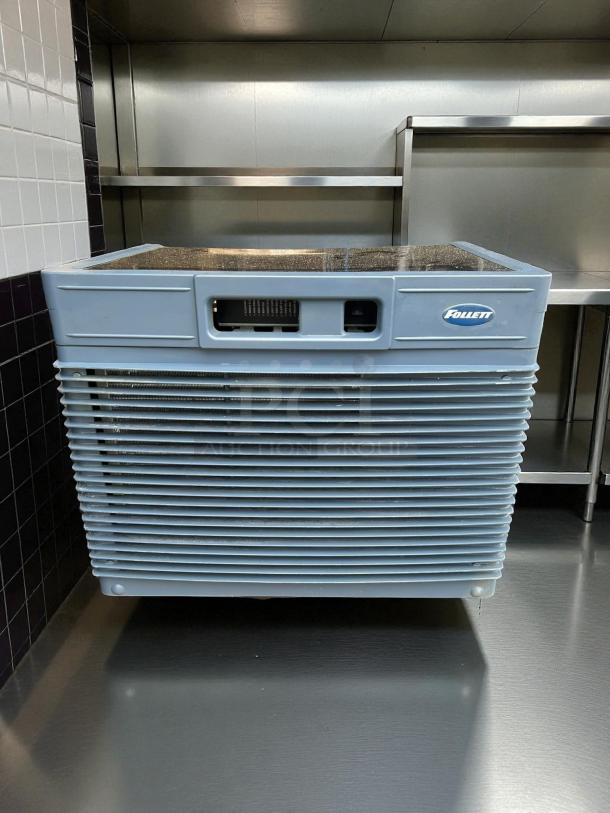 Follett HCC1410AJS Horizon Elite 29" ice machine, air cooled, in excellent condition, tested and working.