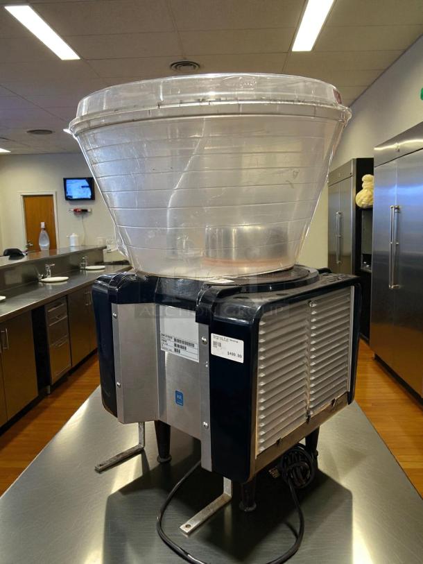 Cornelius Jet Spray EJ1 cold beverage dispenser, 8-gallon capacity, tested and working, great condition, visible price tag $499.99.