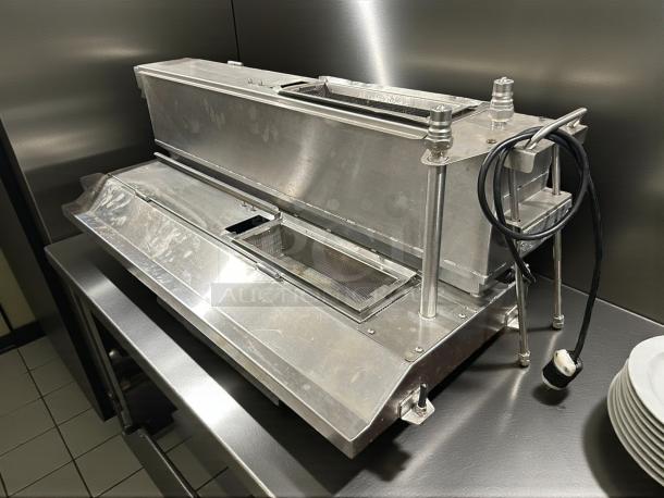 Hardt GR-224 grease trap for rotisserie, stainless steel, 120V, 50/60 Hz, tested and working, excellent condition.