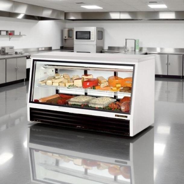 True TSID-72-3-L refrigerated deli display case, 72", low-height, excellent condition, tested and working.