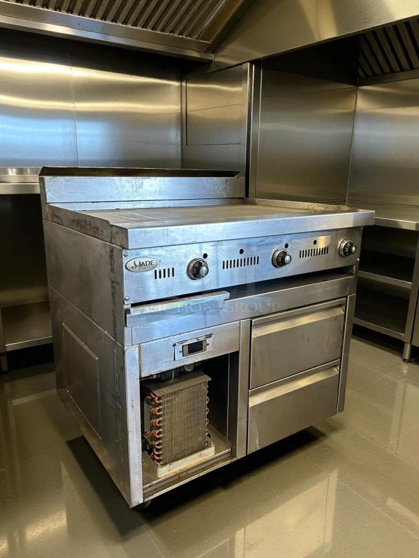 Jade Range 36” thermostatic griddle with 2-drawer refrigerated chef base, stainless steel, excellent condition, model JTRH.