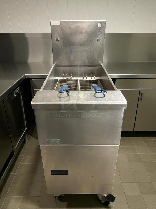 Pitco VF-35S gas fryer, 35 lb vat, floor model, natural gas, stainless steel, tested and working, on casters, handle baskets.