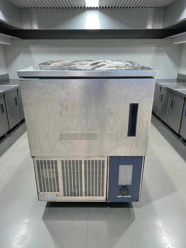 Alto-Shaam QC3-3 27" Quickchiller Blast Chiller, used, stainless steel, tested and working condition, 36lb capacity.