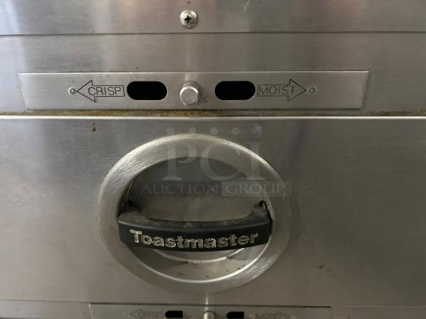 Toastmaster 3B84DT72 food warming drawer unit in excellent condition, two drawers, crisp-moist settings visible.