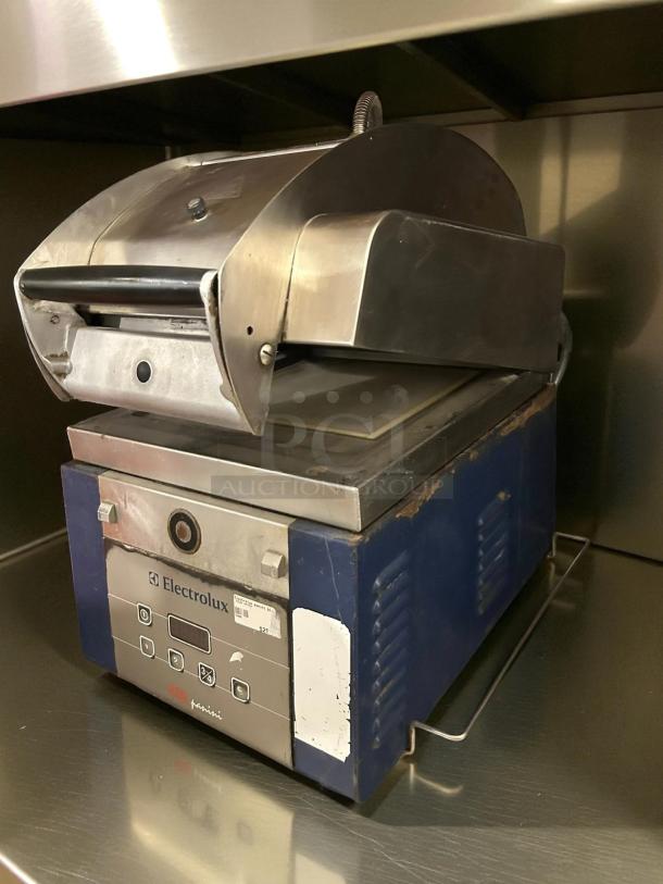 Electrolux HSPPME infrared panini grill in excellent condition, tested and working. Features visible control panel and label.