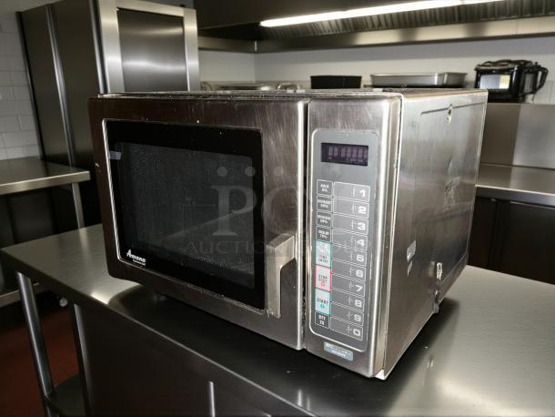 Amana RFS12TS 1200w commercial microwave, stainless steel, touch pad controls, tested, 120v, in working condition.
