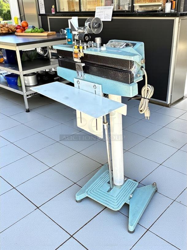 Mercier ME-400CFN constant heat sealer, prime condition, 115V, tested and working, with sturdy base and control panel.