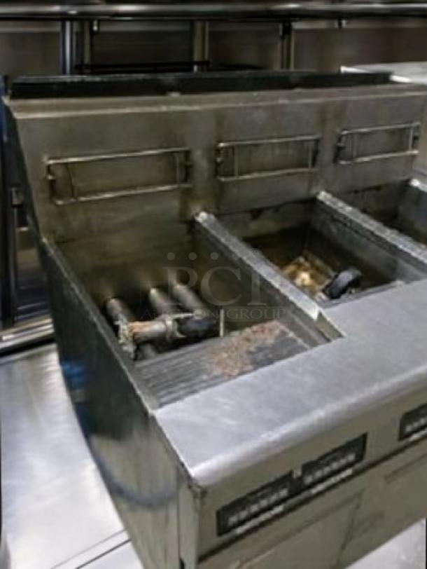 Frymaster HD50C high-efficiency 3-battery gas fryer, outstanding condition, tested and working, natural gas powered.