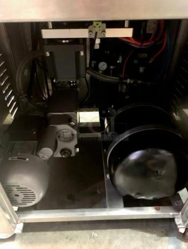 Tang Machinery Four-Station Vacuum Capper, superb condition, secure vacuum-seal for bottles. Fully tested. Part 5 of 9.