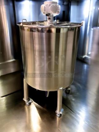 Stainless steel mixing tank with industrial agitator by Tang Machinery. Superb condition, top-mounted agitator, tested and working.
