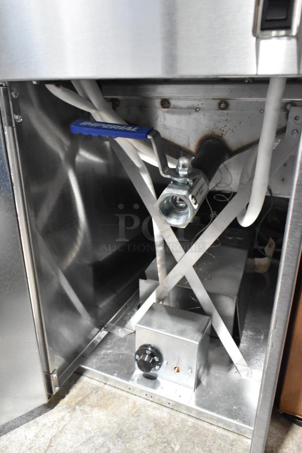 2025 Imperial IFS-40-E Stainless Steel Electric Deep Fryer, new, featuring 2 metal baskets, 208V, 1 phase, control knob visible.