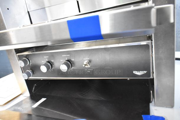 Vollrath JT2000 stainless steel commercial conveyor toaster, 240V, 1 phase, scratch and dent, with adjustable knobs and logo.