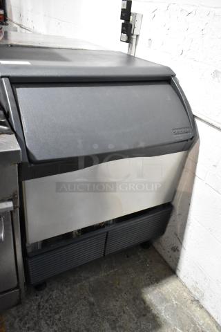2020 Scotsman CU3030SA-1E stainless steel ice machine, commercial self-contained, 115V, 1 phase, excellent condition.