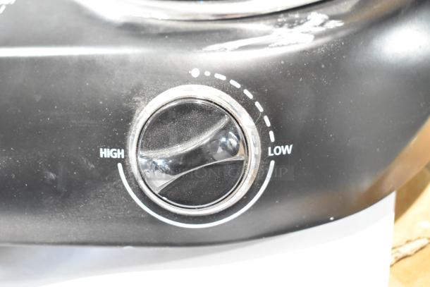 MS9402482514-01 Metal Electric 2 Burner Hot Plate, 120V, control knob detail showing high and low settings.