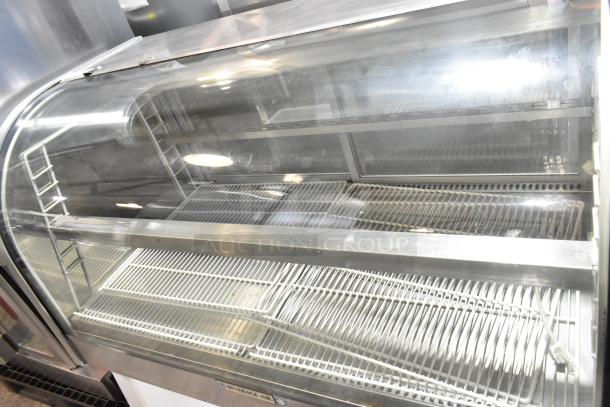 Beverage Air CDR5/1-W-20 deli display case, glass front, metal shelves, 115 volts, commercial condition.