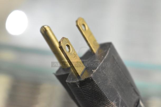 Power plug for Piper Products 4-OTR-2 Cold Food Display Case, 208V.