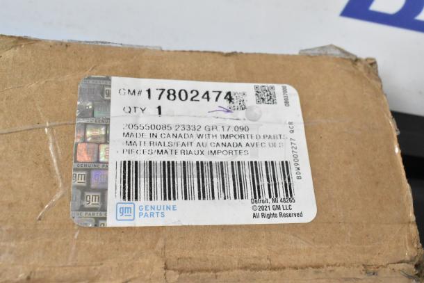 Box with GM 17802474 barcode and Genuine Parts label, Made in Canada with imported materials. Item: Siffron Magnetic Fast Track w Clips.
