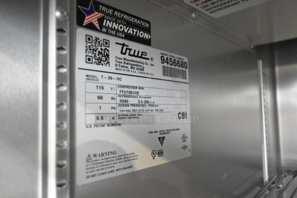 2018 True T-35-HC two-door cooler label, 115V, 1 phase, serial 9456680, with U.S. patent and innovation marks.