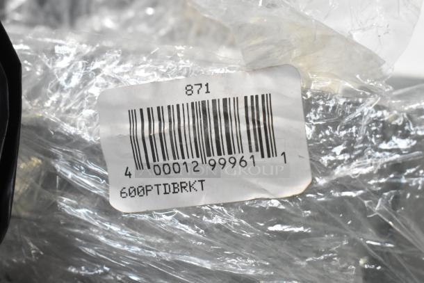Regency top bracket 600PTDBRKT with barcode and label, wrapped in plastic. Suitable for traffic doors.
