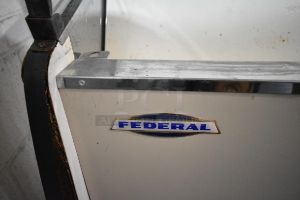 Federal RSSM478SC commercial metal merchandiser, featuring logo. Operates on 120/208-240 volts, 1 phase.