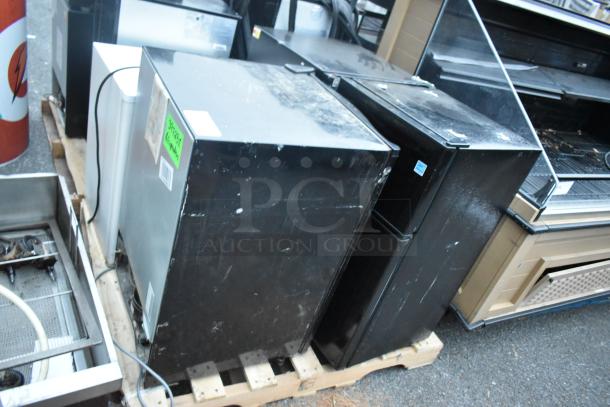 Four mini coolers, including Elite 453-6355 and WMR04BAPBB, 115 volts, 1 phase, fair condition, visible wear.