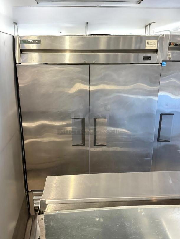 True T-49F-HC 2-Door Commercial Freezer, stainless steel, outstanding condition, 115V, fully tested and working.