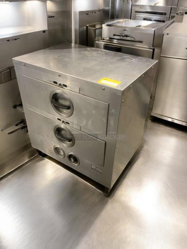Toastmaster Triple Drawer Warmer in prime condition, stainless steel, fully tested, working. Model: Triple Drawer Warmer.