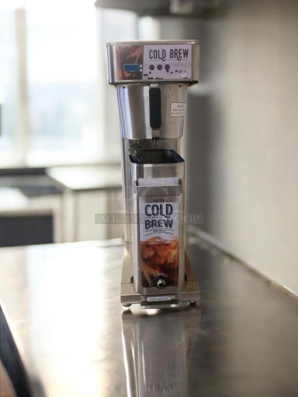 Newco CLDBR-3.5G commercial cold brew dispenser in prime condition, stainless steel, fully tested and working.