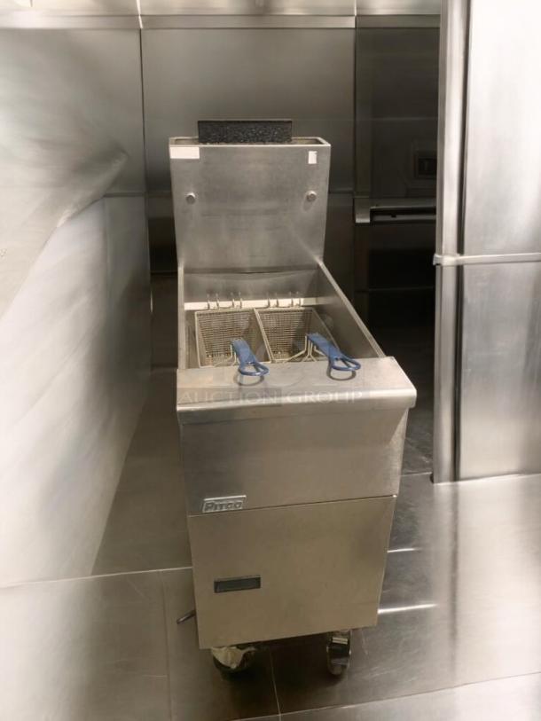 Pitco VF35 natural gas fryer, 70,000 BTU, in impeccable condition; stainless steel, fully tested, working, model tag visible.