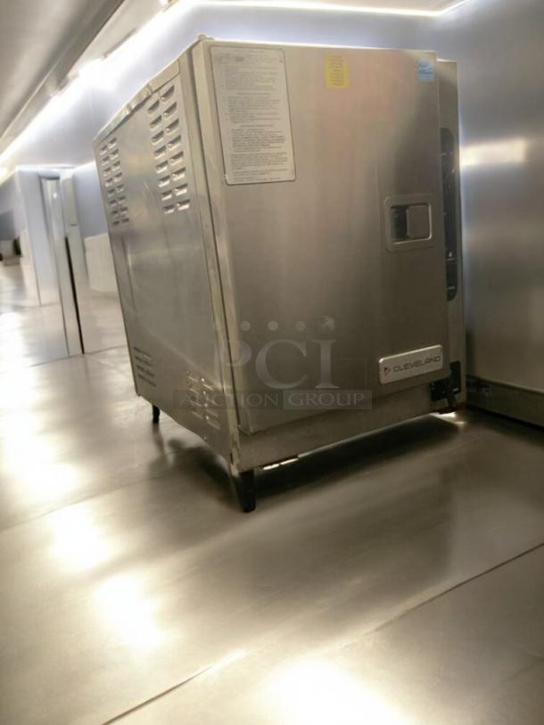 Cleveland 22CET6.1 electric countertop steamer, flawless condition, stainless steel, 208/220/240V, fully tested and working.