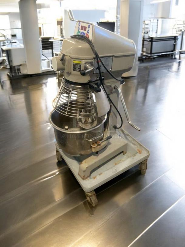 Exceptional Globe SP20 20 Qt commercial planetary mixer, excellent condition, fully tested, on wheeled base, Dayton, USA.