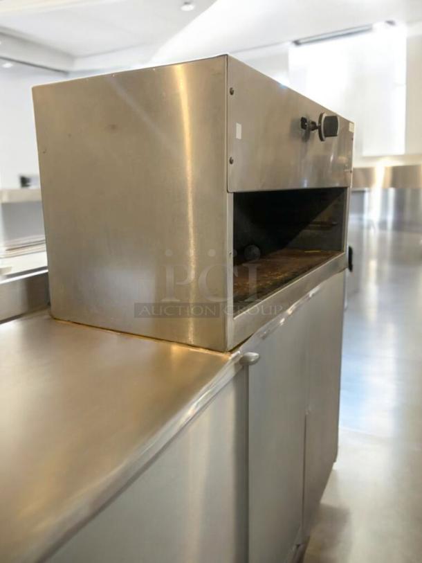 Exceptional condition Jade Range commercial salamander/cheese melter, natural gas, fully tested and working.
