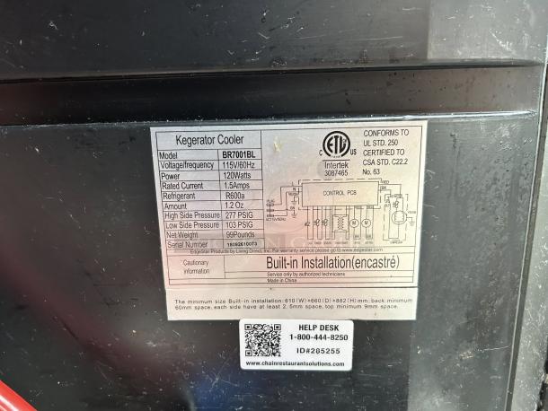 Label on Edgestar Br7001 kegerator showing model BR7001BL, 115V/60Hz, 120W, 1.5A, refrigerant R600a. Conforms to UL/CSA standards.