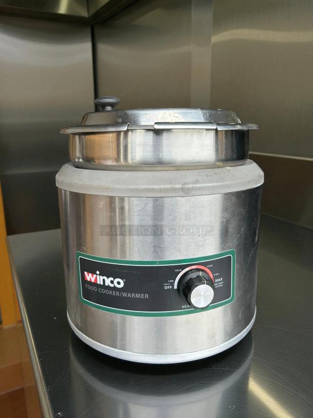 Winco FW-11R500 countertop food warmer with 11 qt pan, stainless steel, tested and working, 120v power, model label visible.