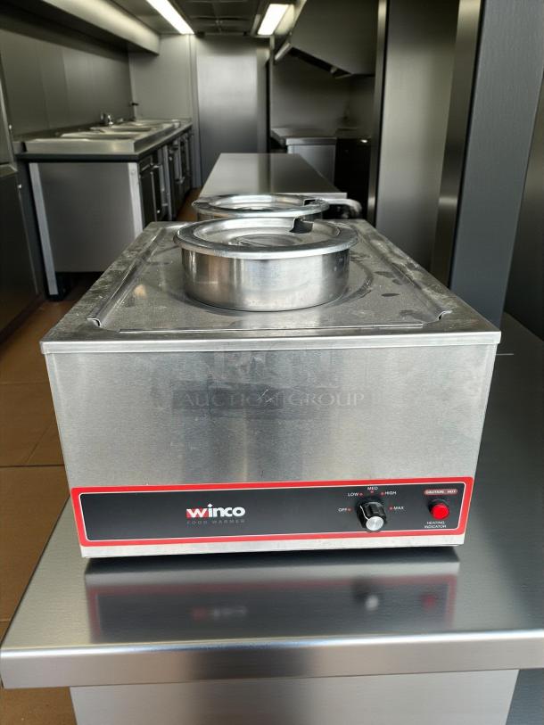 Winco FW-S500 countertop food warmer in excellent condition, with one full-size pan well, 120v, tested and working.