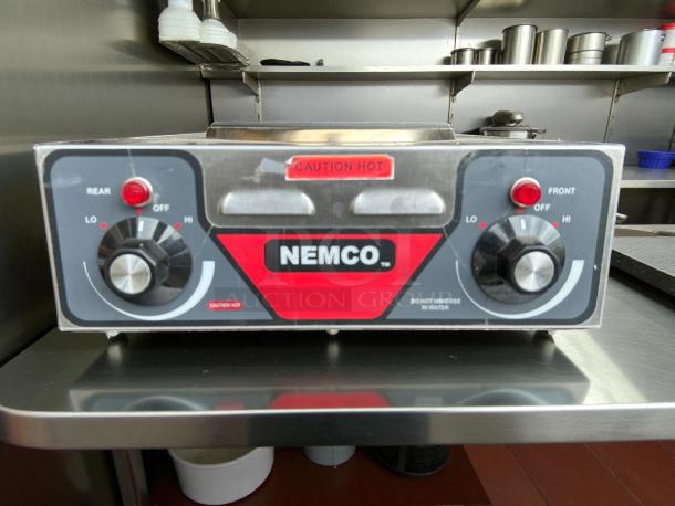 Nemco 6310-2-240 burner, excellent condition, two 1.5kW elements, tested working. Control knobs for rear/front heat.
