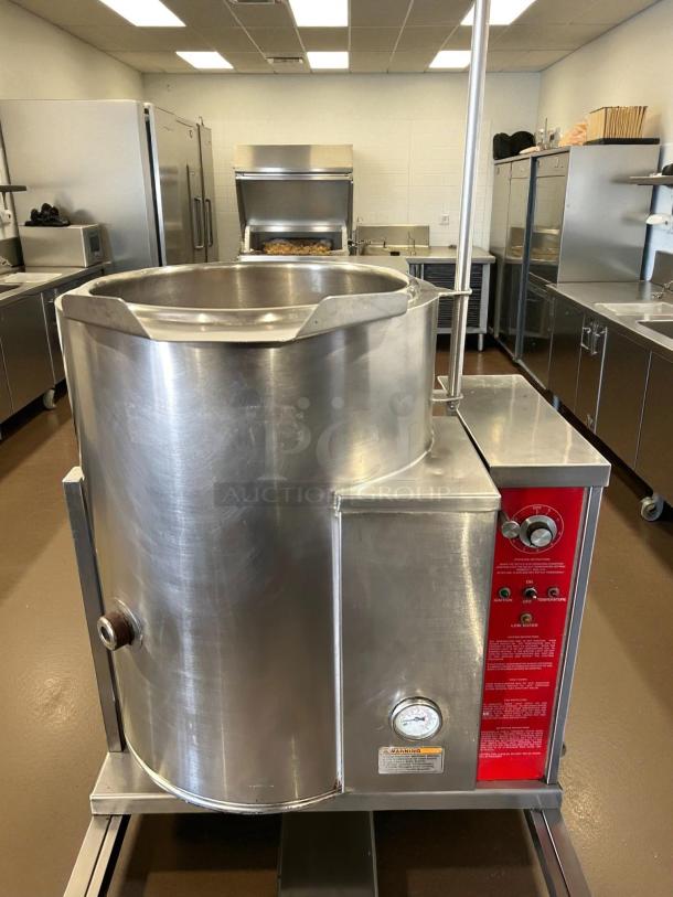Crown Steam GC-12 12 gal. steam kettle, manual tilt, 2/3 jacket, liquid propane, stainless steel, tested working condition.