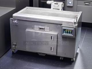 Apace UM1EGA electric grill griddle, excellent condition, features recirculation, fire system, control panel, 208V 3 phase.
