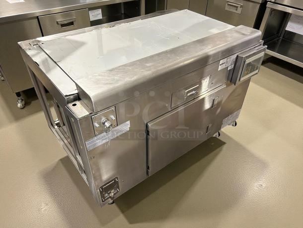 Apace UM1EGA electric grill griddle, stainless steel, excellent condition, fire system, 208V 3-phase, fully tested.