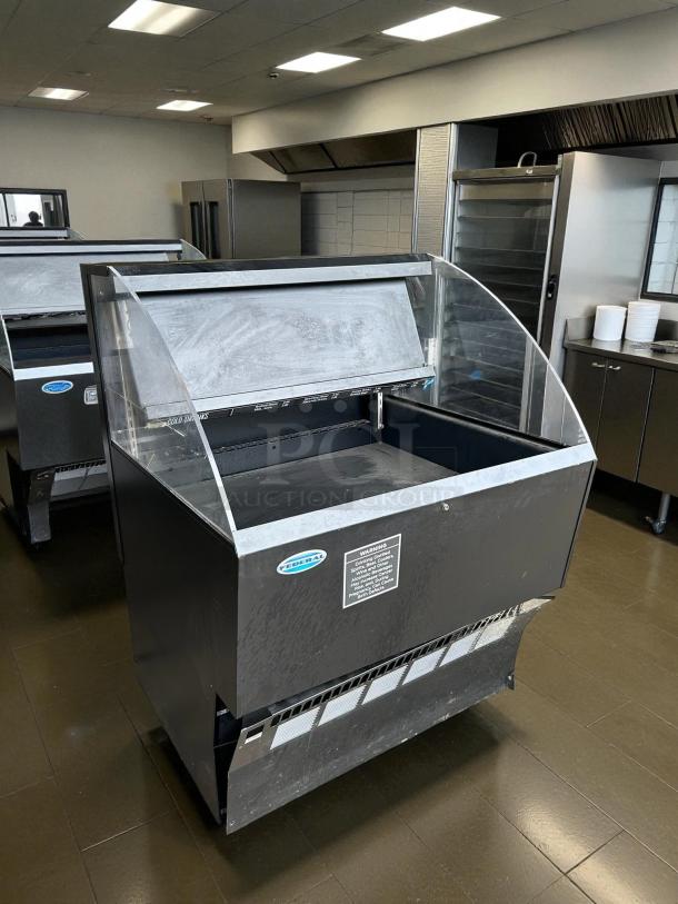 Federal ELPRSS-3 open air cooler, 34 3/4", two levels, excellent condition, 120v, tested and working, visible logo and warning label.